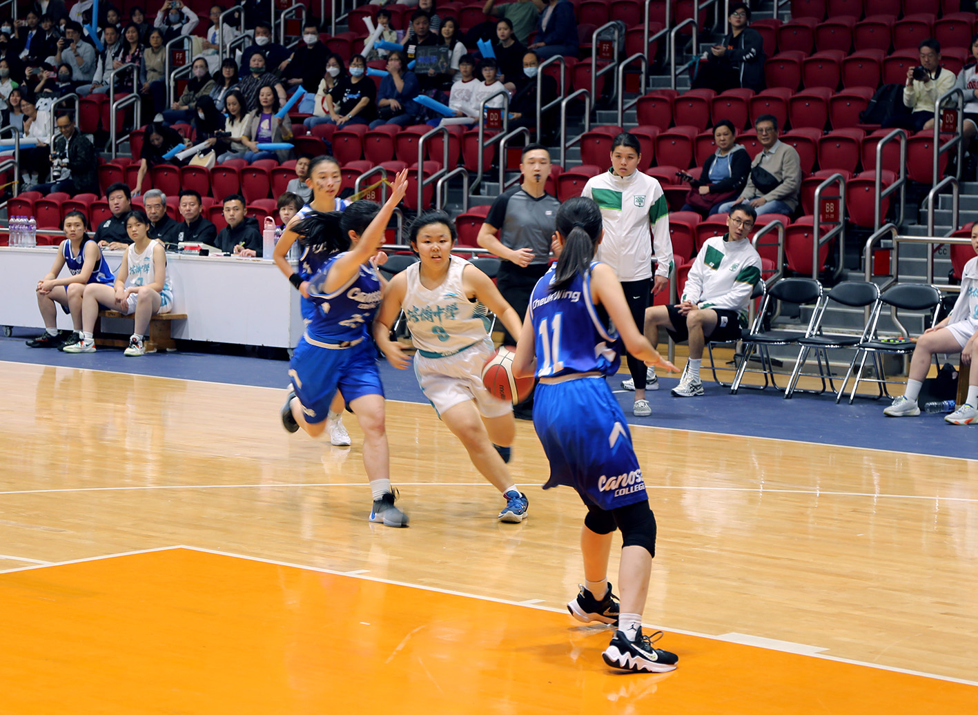 bball231209b.jpg